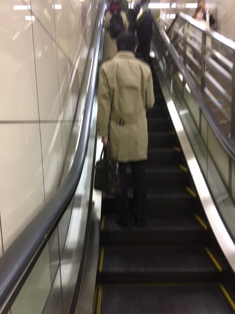 短いエスカレーター