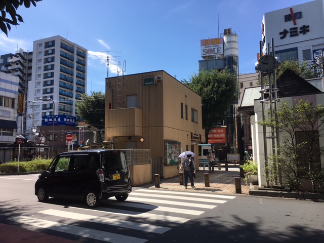 駅前ロータリー