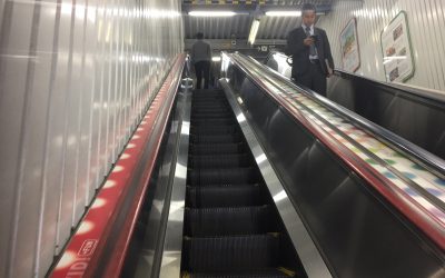 出ました!5度目のエスカレーター!まだまだ乗り換え日本一の壁は高い...