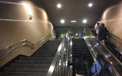 さらに昇り!3回目のエスカレーター
